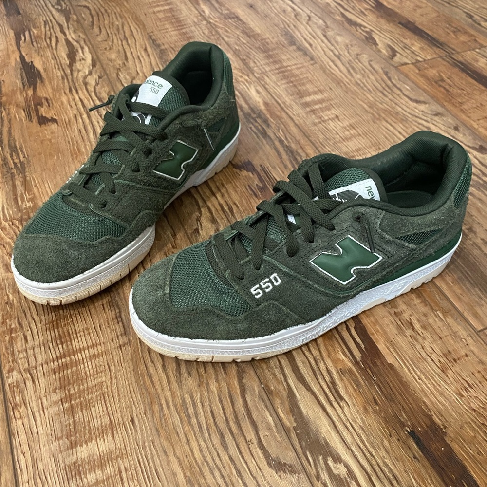 New Balance 550 Men's Green Suede Sneakers